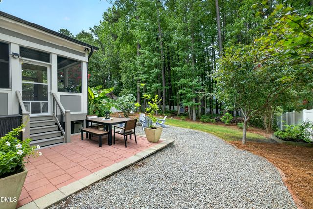 542 Walnut Street, Cary, NC 27511