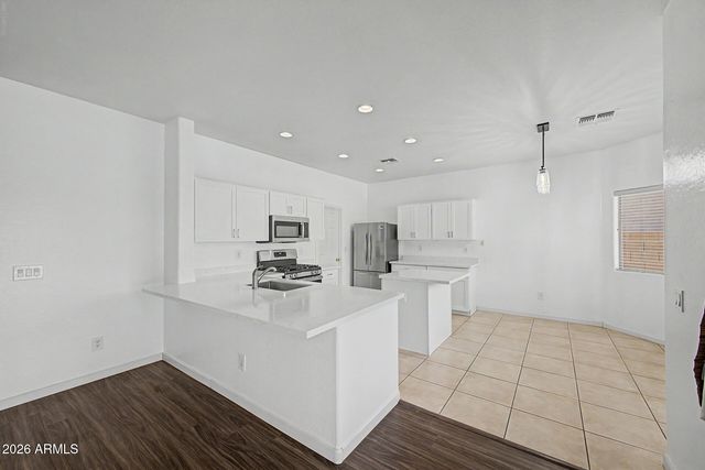 3640 W WAYNE Lane, Anthem, AZ 85086