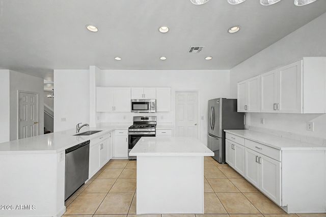 3640 W WAYNE Lane, Anthem, AZ 85086