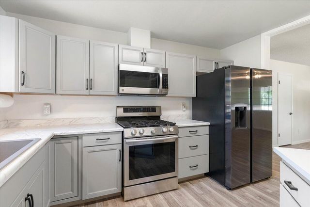 21999 Riverside Avenue, Red Bluff, CA 96080