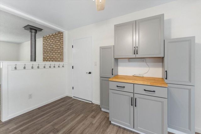 21999 Riverside Avenue, Red Bluff, CA 96080