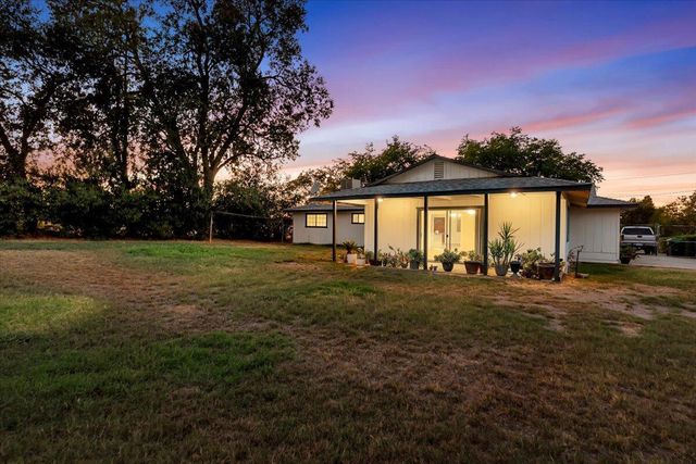 21999 Riverside Avenue, Red Bluff, CA 96080