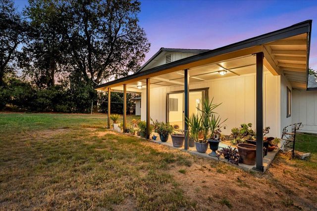 21999 Riverside Avenue, Red Bluff, CA 96080