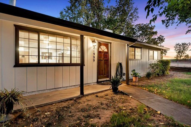 21999 Riverside Avenue, Red Bluff, CA 96080