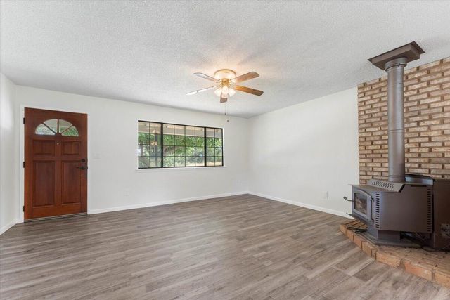 21999 Riverside Avenue, Red Bluff, CA 96080