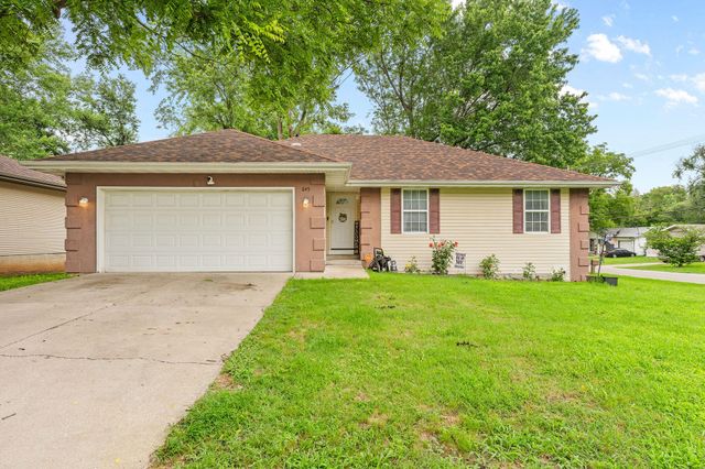 645 E Livingston Street, Springfield, MO 65803