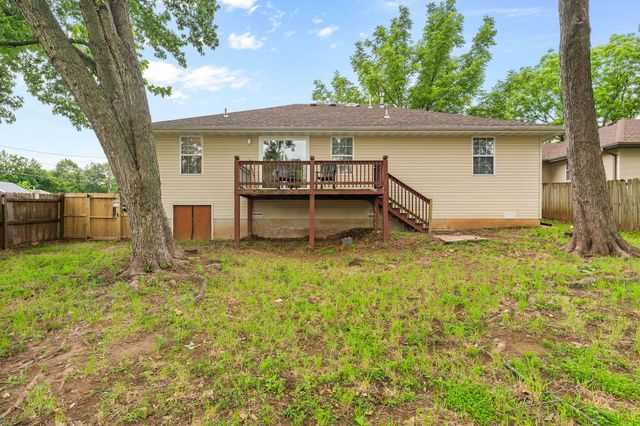 645 E Livingston Street, Springfield, MO 65803