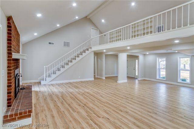 910 S Adams Street, Lavaca, AR 72941