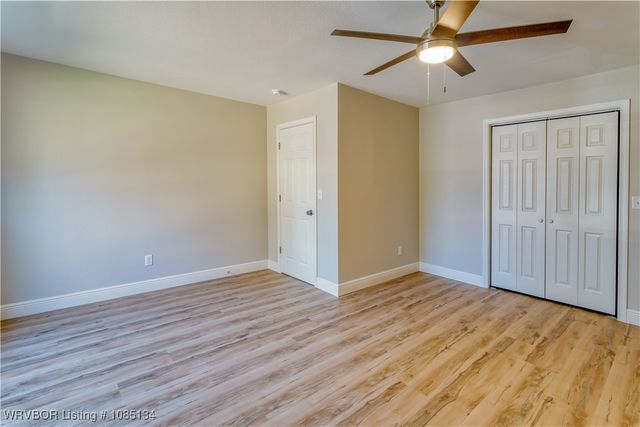 910 S Adams Street, Lavaca, AR 72941