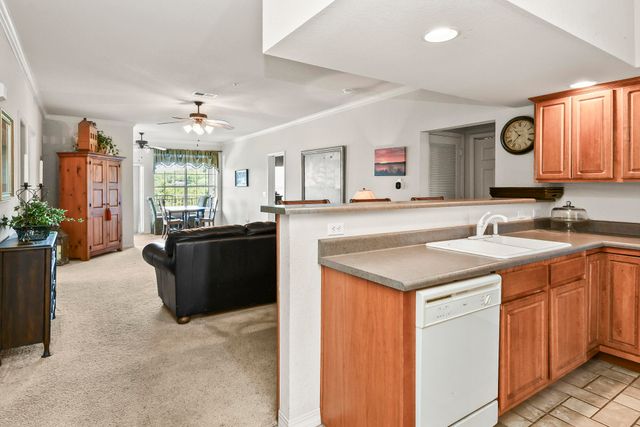 680 Emerald Pointe Drive Bldg 5 Unit 5, Hollister, MO 65672