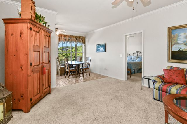 680 Emerald Pointe Drive Bldg 5 Unit 5, Hollister, MO 65672