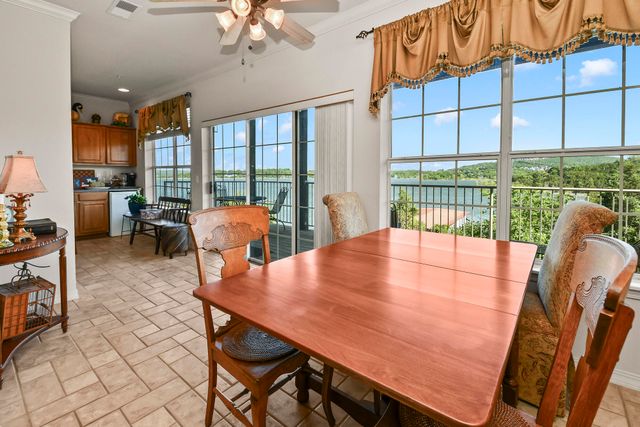 680 Emerald Pointe Drive Bldg 5 Unit 5, Hollister, MO 65672