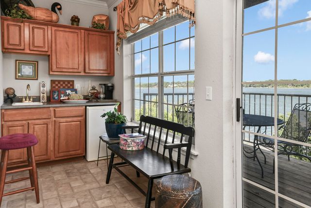 680 Emerald Pointe Drive Bldg 5 Unit 5, Hollister, MO 65672