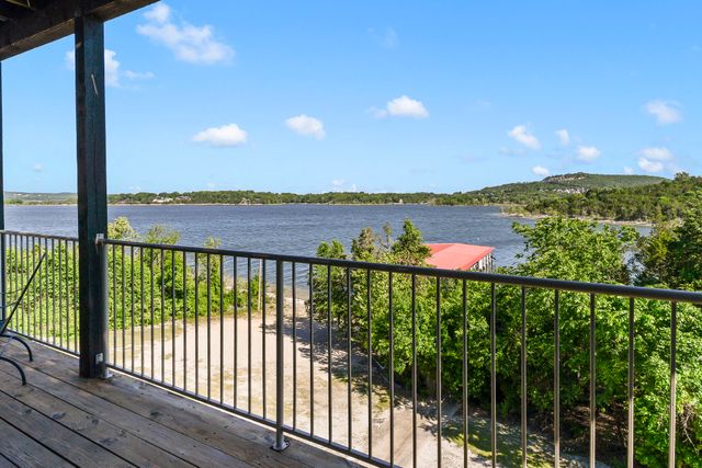 680 Emerald Pointe Drive Bldg 5 Unit 5, Hollister, MO 65672