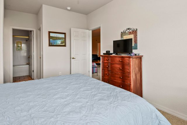 680 Emerald Pointe Drive Bldg 5 Unit 5, Hollister, MO 65672
