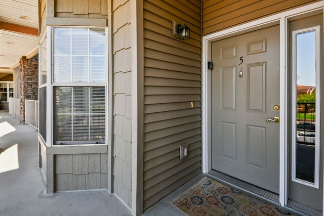 680 Emerald Pointe Drive Bldg 5 Unit 5, Hollister, MO 65672