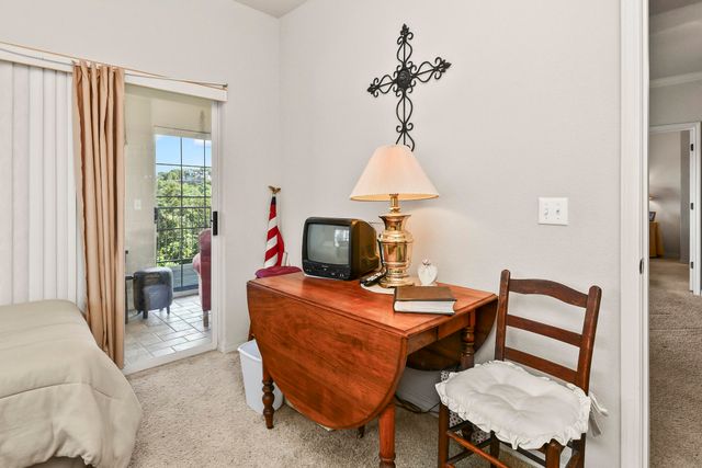 680 Emerald Pointe Drive Bldg 5 Unit 5, Hollister, MO 65672