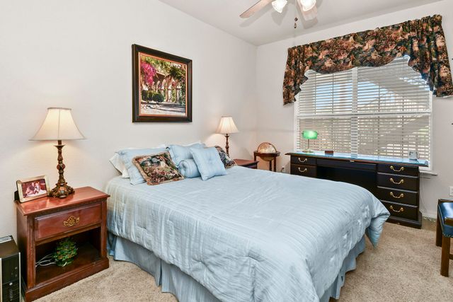 680 Emerald Pointe Drive Bldg 5 Unit 5, Hollister, MO 65672