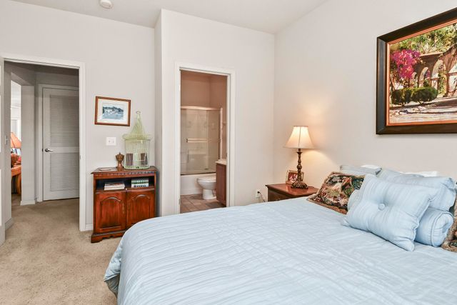 680 Emerald Pointe Drive Bldg 5 Unit 5, Hollister, MO 65672