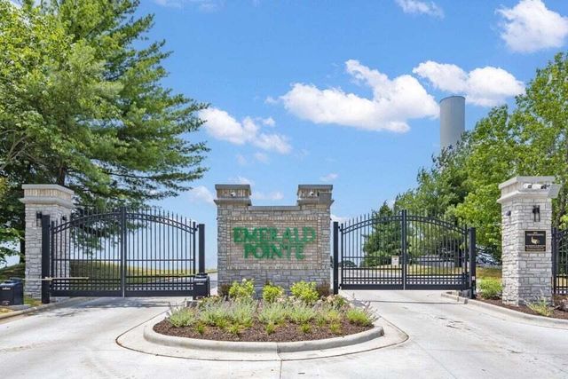 680 Emerald Pointe Drive Bldg 5 Unit 5, Hollister, MO 65672