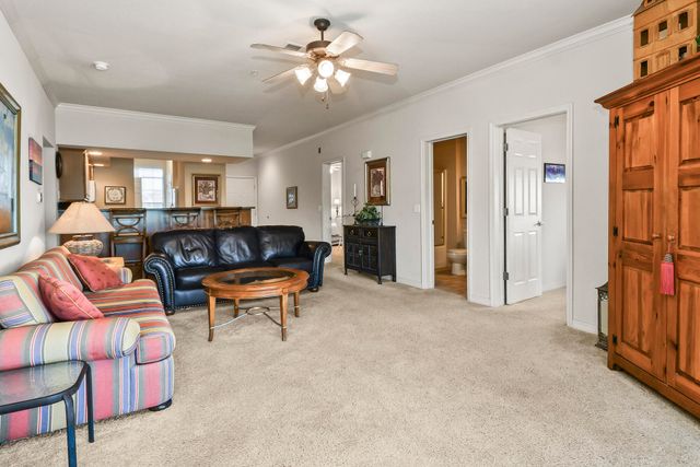 680 Emerald Pointe Drive Bldg 5 Unit 5, Hollister, MO 65672