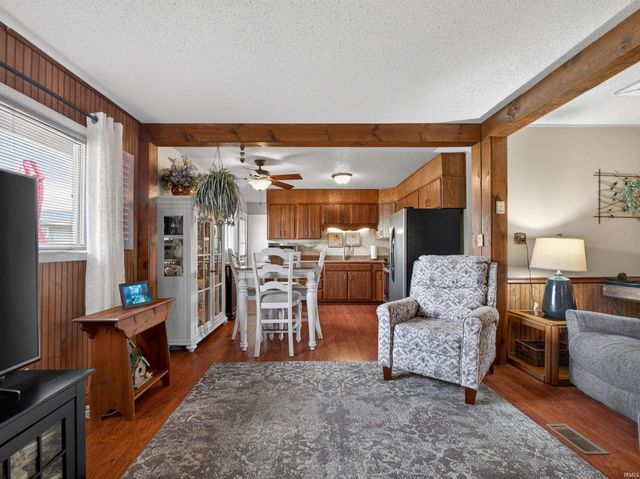 6615 Redbud Drive, Fort Wayne, IN 46825