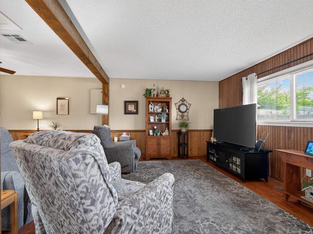 6615 Redbud Drive, Fort Wayne, IN 46825