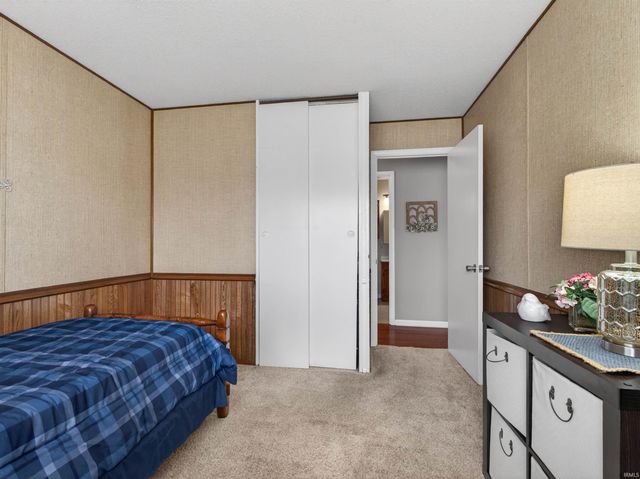 6615 Redbud Drive, Fort Wayne, IN 46825