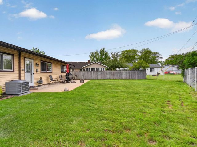 6615 Redbud Drive, Fort Wayne, IN 46825