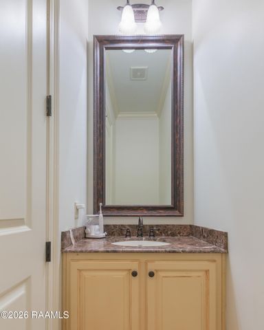 122 Maple Grove Lane, Youngsville, LA 70592