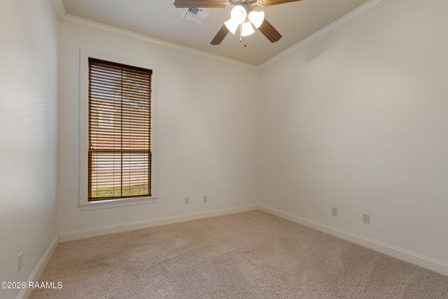 122 Maple Grove Lane, Youngsville, LA 70592