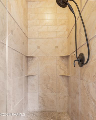 122 Maple Grove Lane, Youngsville, LA 70592