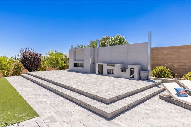 7547 West Ford Avenue, Las Vegas, NV 89113