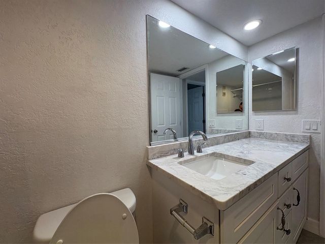 250 WOODETTE DRIVE A, Dunedin, FL 34698