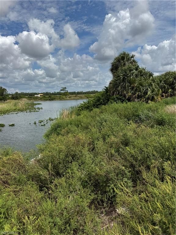 Image 2 of property listing at 2624 9th AVE, Cape Coral, FL 33993