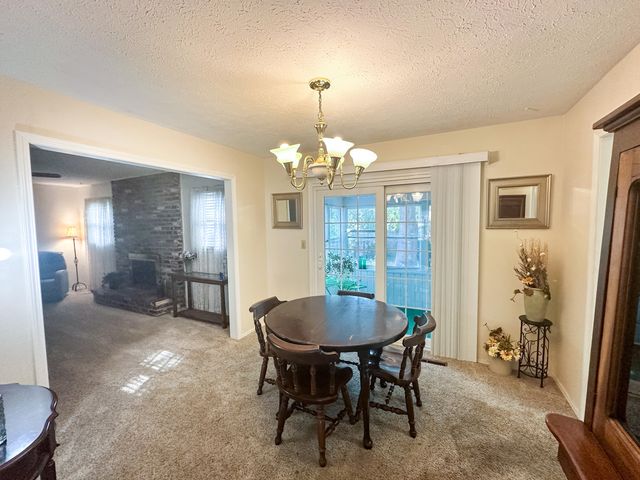 1517 S John Avenue, Springfield, MO 65804