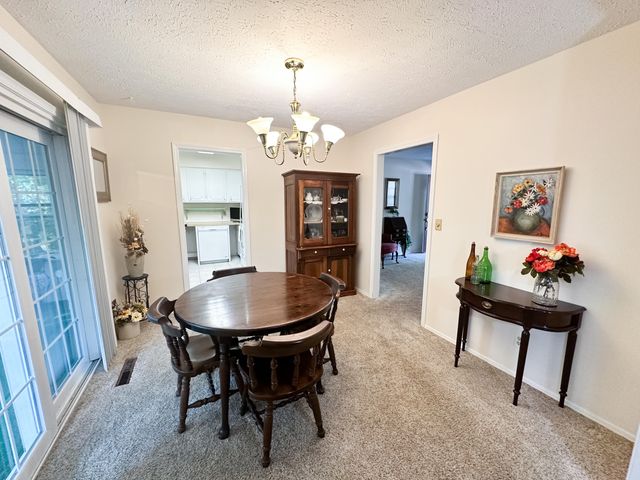 1517 S John Avenue, Springfield, MO 65804