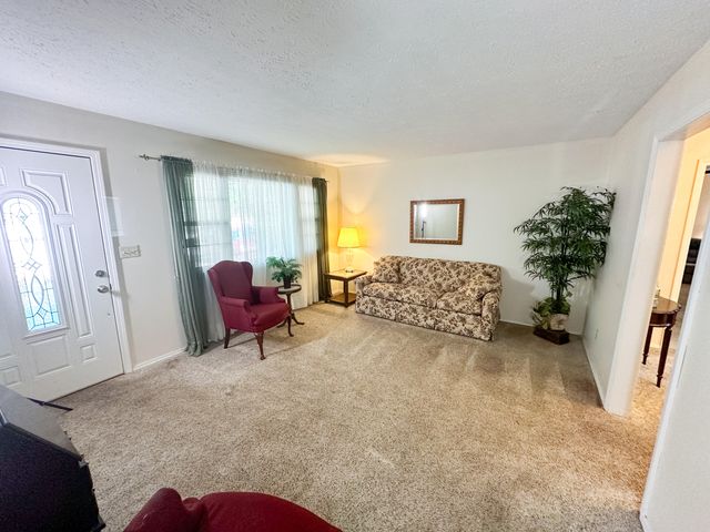 1517 S John Avenue, Springfield, MO 65804