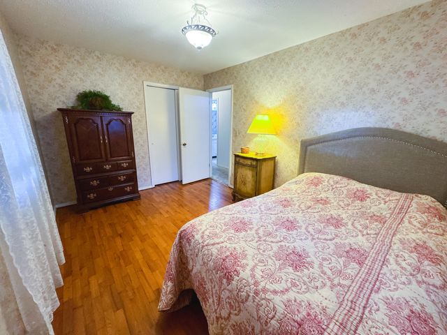 1517 S John Avenue, Springfield, MO 65804