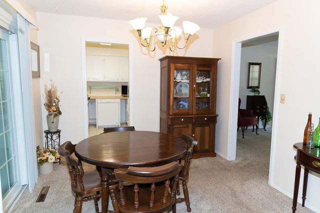 1517 S John Avenue, Springfield, MO 65804