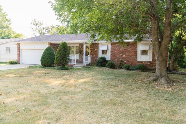 1517 S John Avenue, Springfield, MO 65804