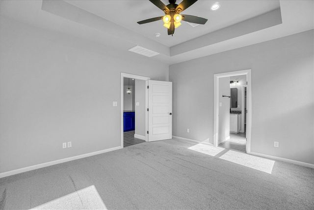 4013 NE Realtree Dr, Lawton, OK 73507