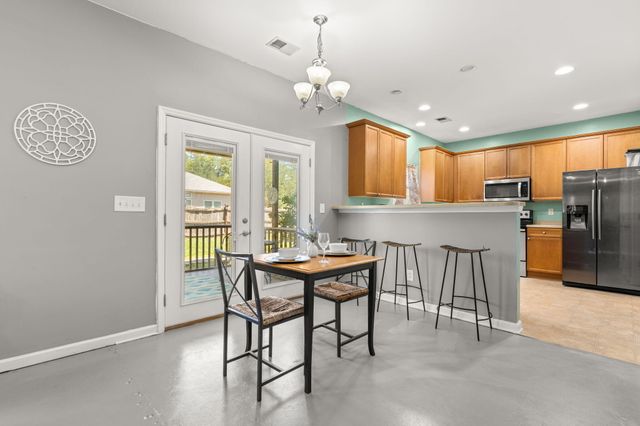 9404 Divot Lane, Summerville, SC 29485