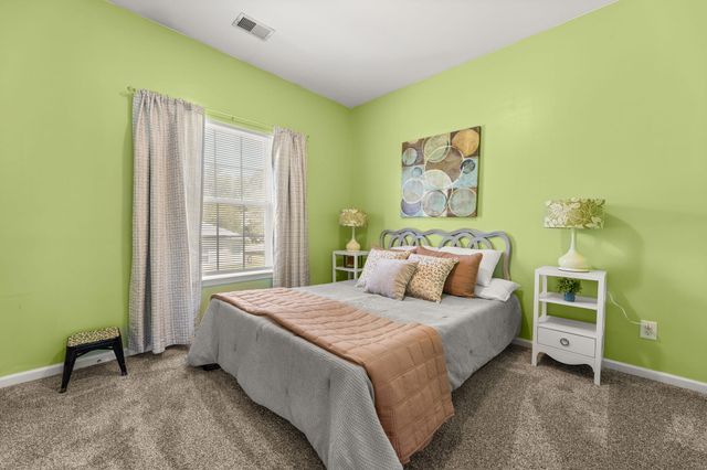 9404 Divot Lane, Summerville, SC 29485