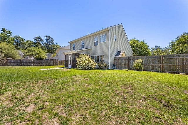 9404 Divot Lane, Summerville, SC 29485
