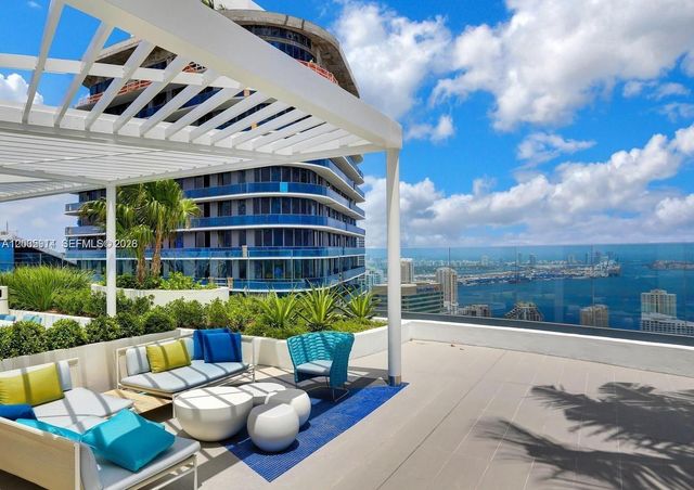 45 SW 9th St 3906, Miami, FL 33130