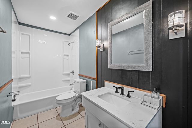 2340 Buckingham Road, Burlington, NC 27217