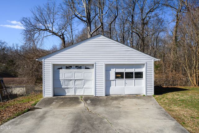 2340 Buckingham Road, Burlington, NC 27217