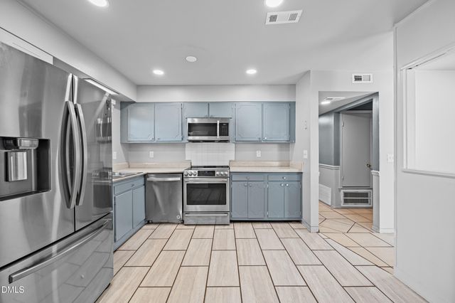 2340 Buckingham Road, Burlington, NC 27217