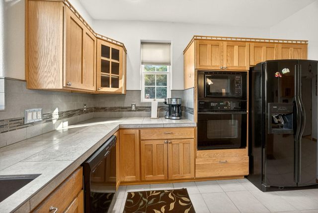 334 Andesite Drive, Jacksonville, OR 97530